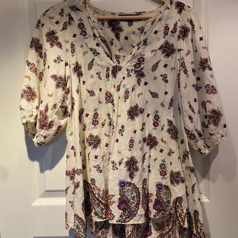 Blomstrete bluse xs