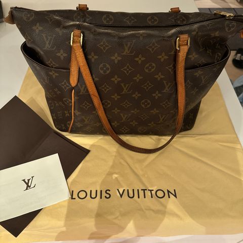 Louis Vuitton Vintage Totally Monogram