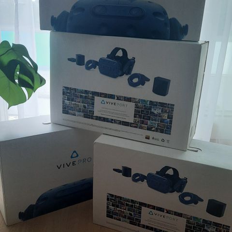 HTC VIVE PRO