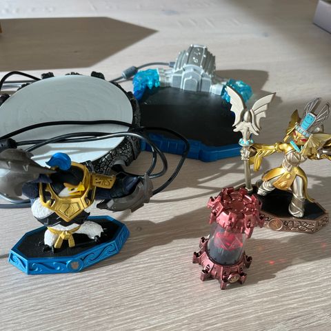 Div. Skylander figurer mm