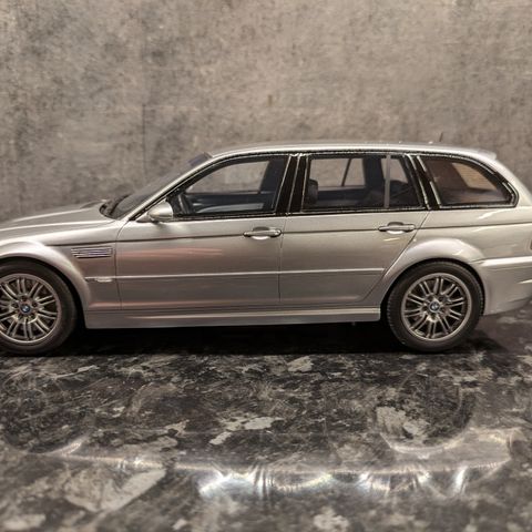 BMW M3 Touring (E46 ) - 2000 - sølv metallic- OttO Mobile - Limited - 1:18