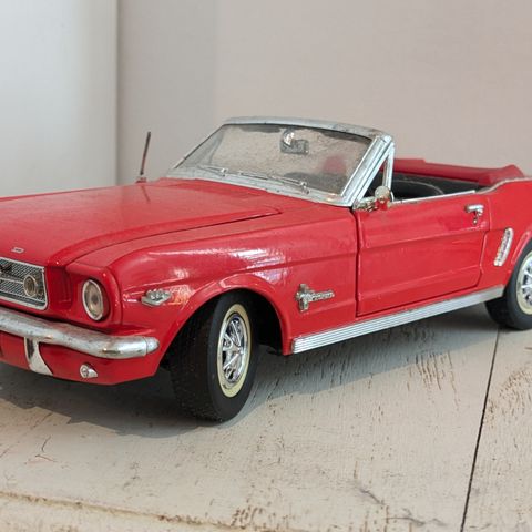 Ford Mustang 1964 1/2