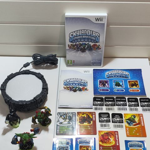 Skylanders Spyros Adventure Portal, 3 Figurer, Kort•Til Nintendo Wii PS 3 / 4