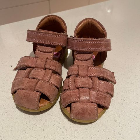 Bundgaard sandal - rosa. Så god som ny.