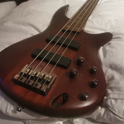 Ibanez SG Bass