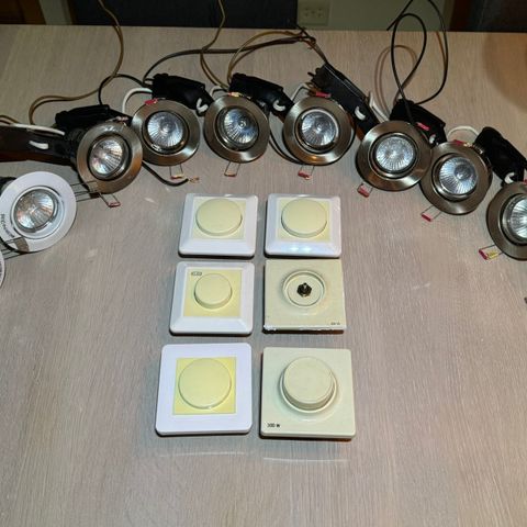 Downlight pakke  med 10 spotter og 6 dimmere