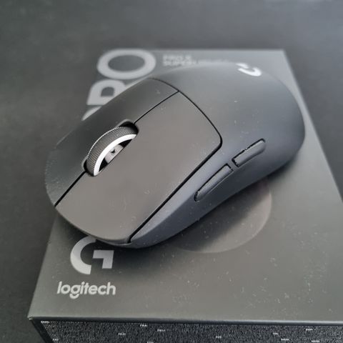 Sort Logitech G pro x superlight 2 selges