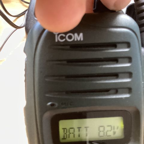 Icom ic-f3022