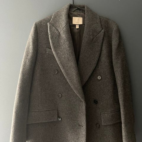 Oversized ullblazer