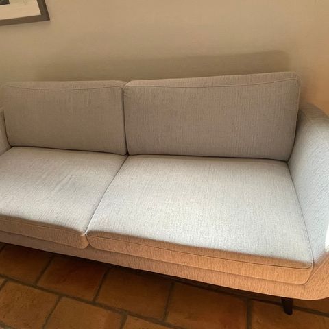 Lys 2,5-seters sofa