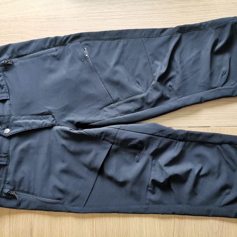 Twentyfour Capri bukse og shorts seljast rimelig