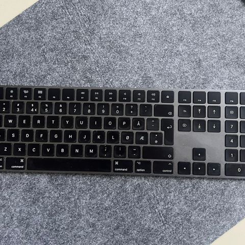 Apple Magic Keyboard