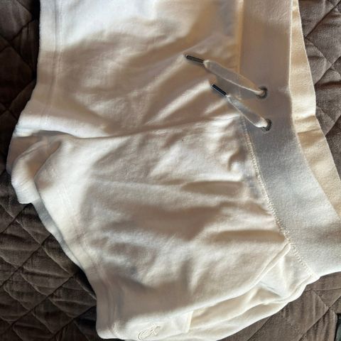 Juicy couture, shorts, str xs, offwhite, kr 400,-