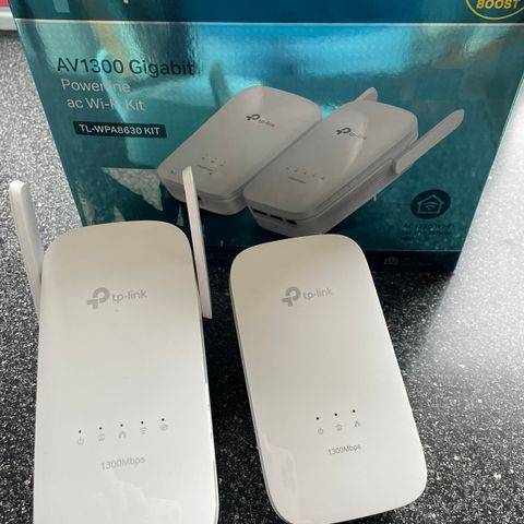 Tp-link Tl-WPA8630 Av1300 Powerline WiFi Kit