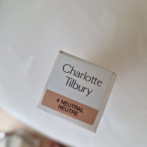 Charlotte tilbury beautiful skin foundation