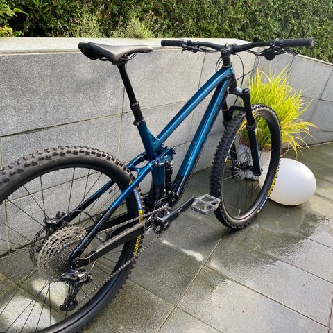 Fulldempet sykkel Trek Fuel EX 5