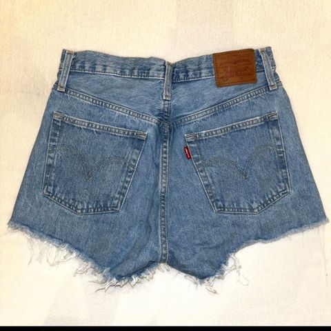 Levis shorts - 501 W26