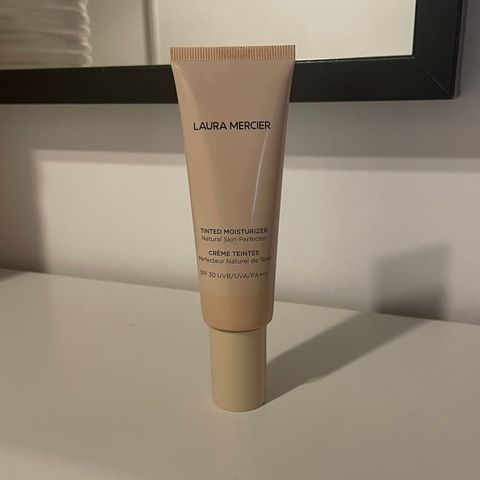 Laura Mercier Tinted Moisturizer