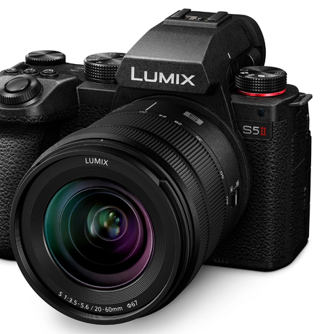 Panasonic Lumix S5II (+ 20-60mm f3.5-5.6)