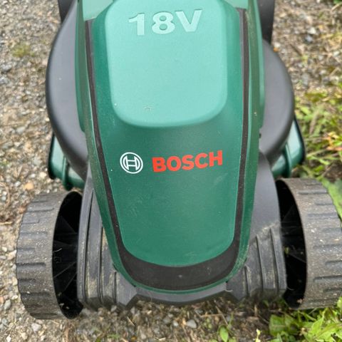 Lite brukt Elektrisk Bosch Gressklipper