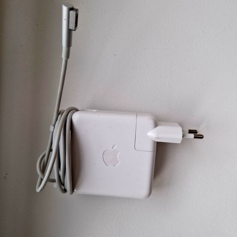 MagSafe-strømforsyning for MacBook