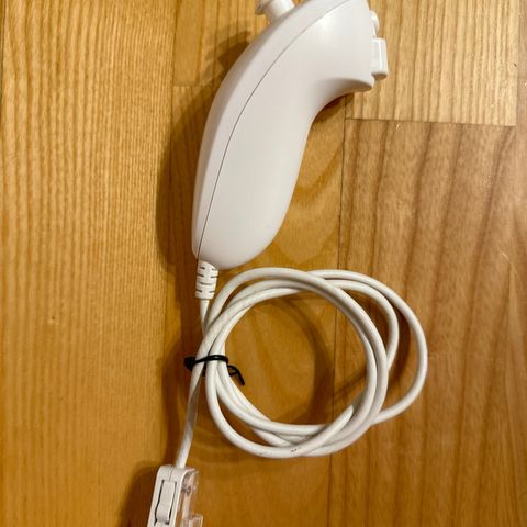 Hvit nunchuk til Nintendo Wii