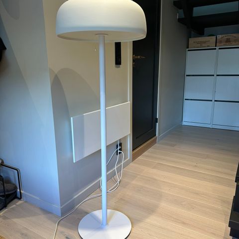 Acorn floor lamp Northern