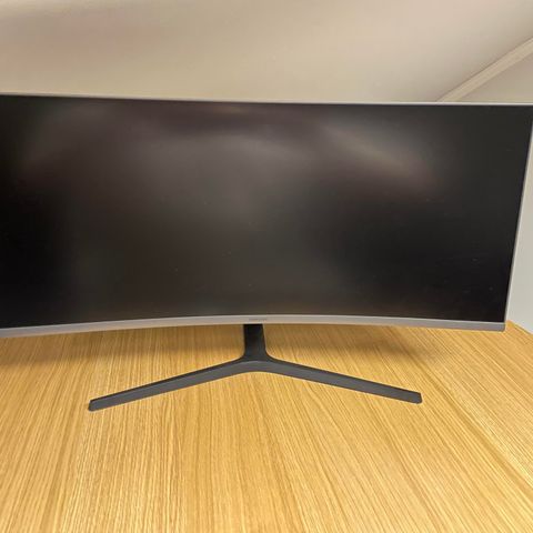 Samsung C34H890 skjerm