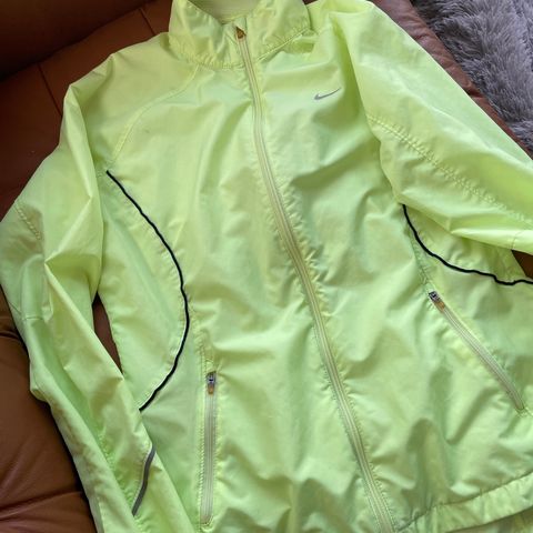 Nike løpejakke neon gul