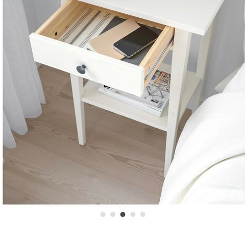 Hemnes nattbord m/fint håndtak x 2