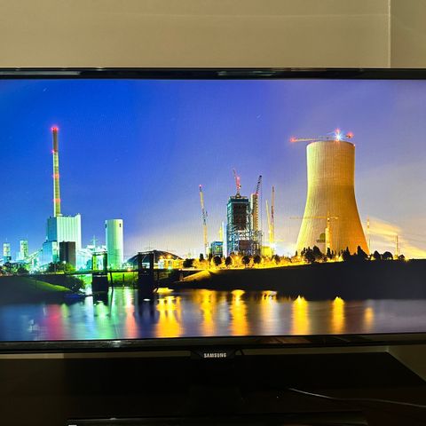 Samsung 27" LED Monitor Full HD