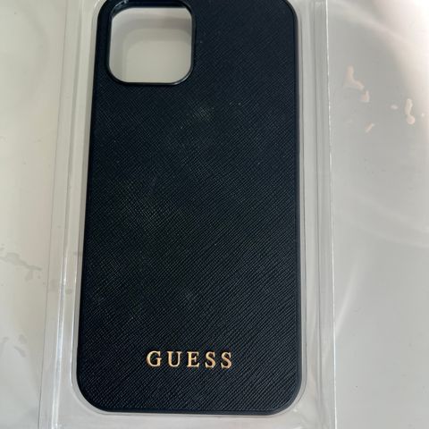 Nytt Guess deksel til IPhone 12 pro Max