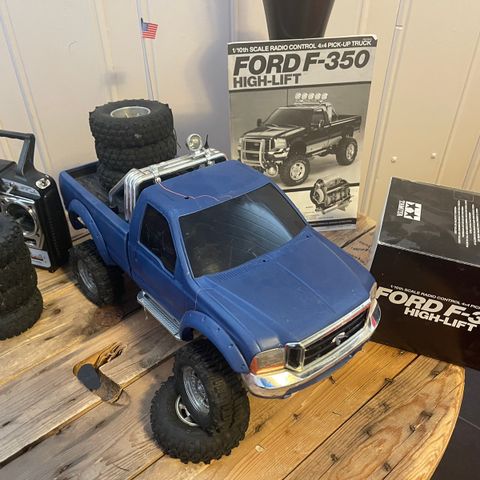 Tamiya Ford F-350 High-lift