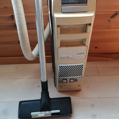 Retro støvsuger fra Electrolux selges.