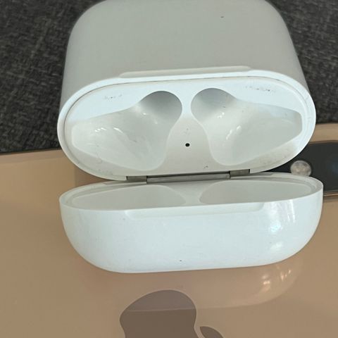 etui/lade boksen til Airpods gen 2