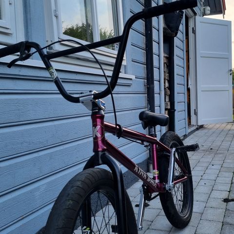 Bmx Kink Whip Glossy Raspberry Red