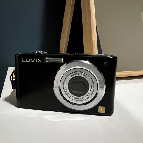 Panasonic lumix DMC-FS4