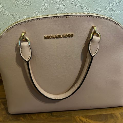 Ny Michael Kors veske