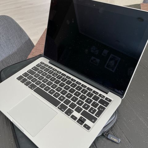 MacBook Pro Retina MF840