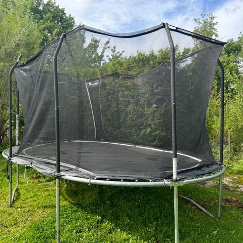 Trampoline