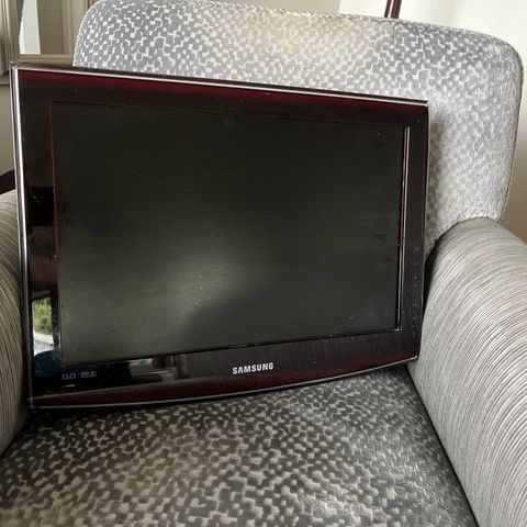 Liten tv - ca  20’’ Samsung