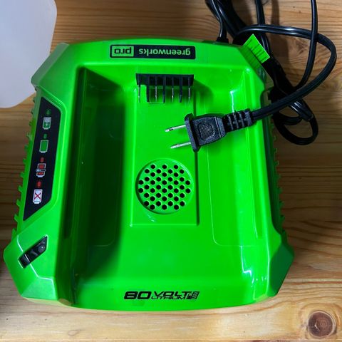 Greenworks 80v lader