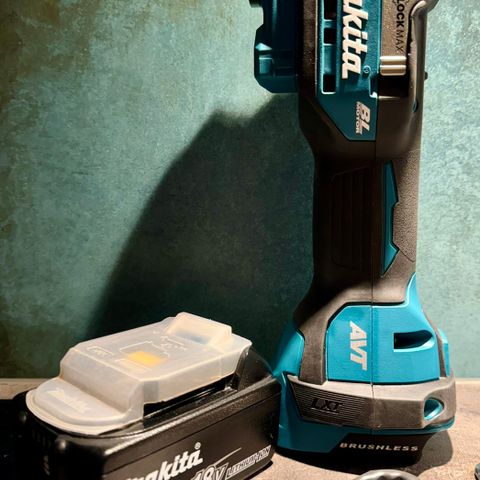 Makita DTM52z