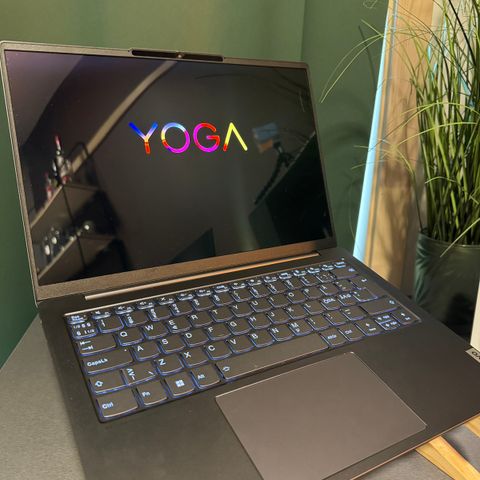 Lenovo Yoga Slim 6 OLED - R7-7/16GB/1000GB 14''