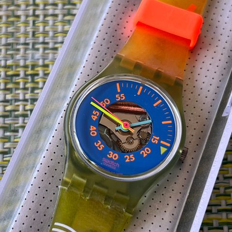 Swatch retro ubrukt fra 1990. Dame/ barne modell