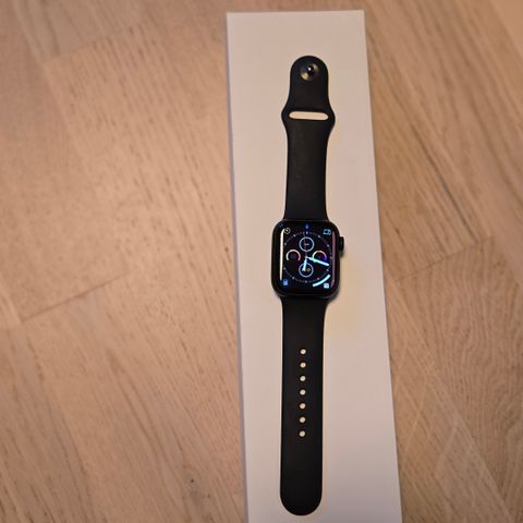 Apple Watch 7 41mm midnight alu