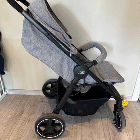 Britax B-agile