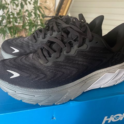 HOKA W ARAHI 6 størrelse 38