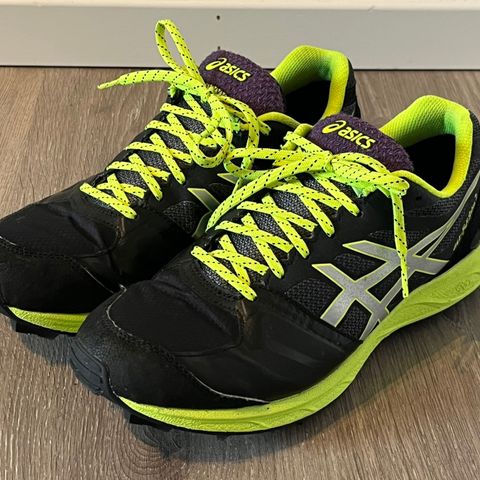 Asics Gel-Fuji Setsu 2  piggsko str. 41,5