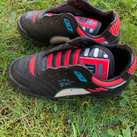 Puma fotballsko str. 29 gis bort